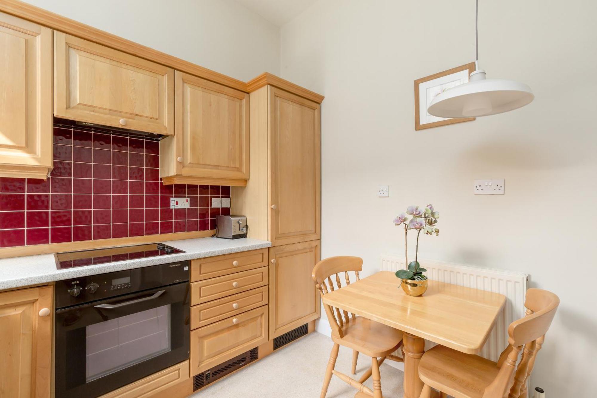 Light And Spacious 2 Bedroom Flat In Heart Of Edimburgo Exterior foto
